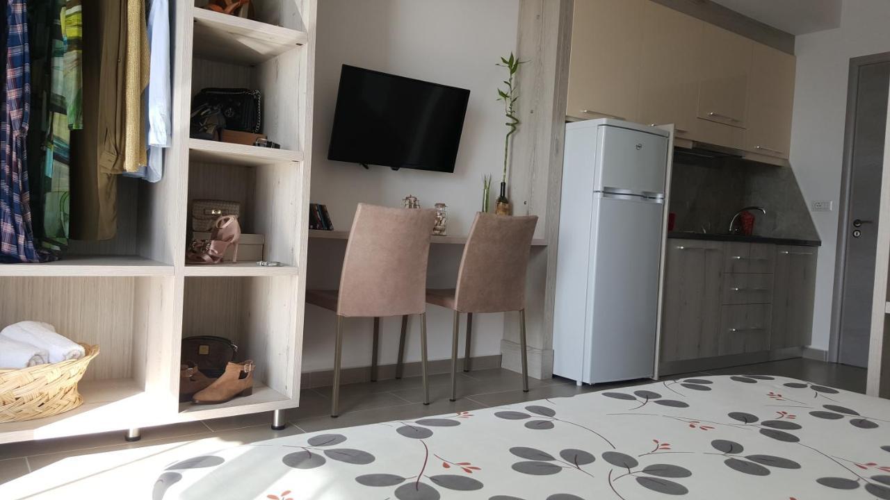 Appartamento Amaris Sarandë Esterno foto